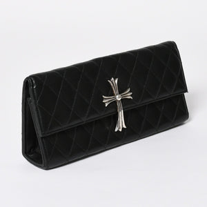 極美品 CHROME HEARTS クロムハーツ ディナーバッグ クラッチバッグ ラージクロス ラムスキン ブラック マトラッセ型 中古 4a008345