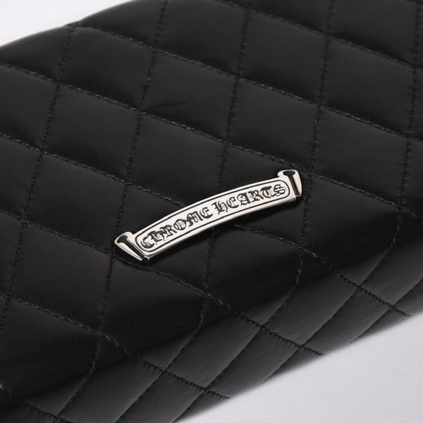 極美品 CHROME HEARTS クロムハーツ ディナーバッグ クラッチバッグ ラージクロス ラムスキン ブラック マトラッセ型 中古 4a008345
