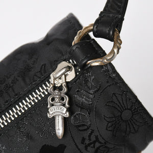 新品未使用 CHROME HEARTS クロムハーツ ナイロンポーチ Nylon Top Handle Bag 新作 総柄 マルチロゴ ナイロン バッグ レザーパッチ 中古 4a008913
