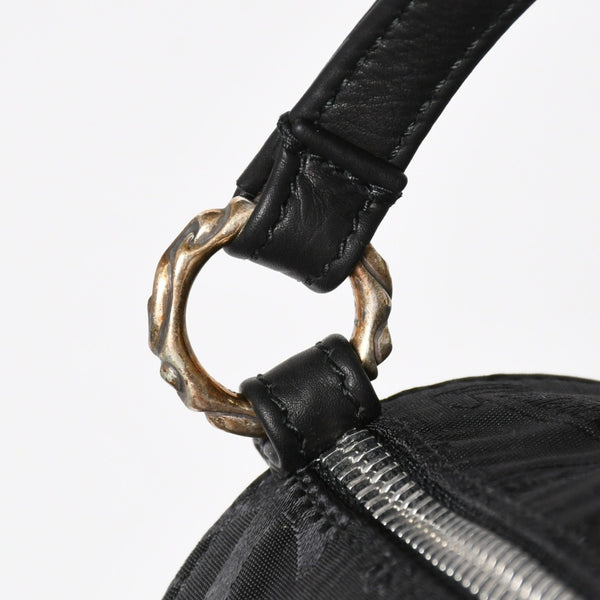 新品未使用 CHROME HEARTS クロムハーツ ナイロンポーチ Nylon Top Handle Bag 新作 総柄 マルチロゴ ナイロン バッグ レザーパッチ 中古 4a008913