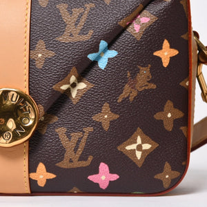 新品同様 LOUIS VUITTON ルイヴィトン エンベロップ メッセンジャー ショルダーバッグ M24820 モノグラム クラギー Tyler,The Creator 中古 4a008899