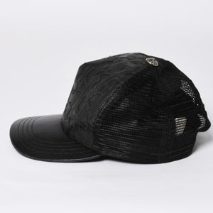 極美品 CHROME HEARTS クロムハーツ フルセメタリークロス トラッカーキャップ レザー シルバー925 ブラック シルバー金具 中古 4a008893
