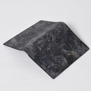 New unused item LOUIS VUITTON Couverture Passport M2B222 Pass case Climber Black Gray Used 4a009009
