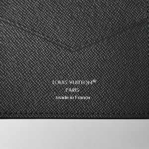 New unused item LOUIS VUITTON Couverture Passport M2B222 Pass case Climber Black Gray Used 4a009009