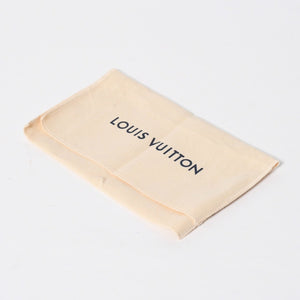 New unused item LOUIS VUITTON Couverture Passport M2B222 Pass case Climber Black Gray Used 4a009009