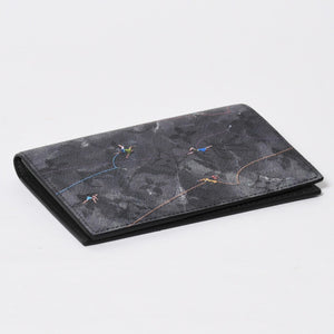 New unused item LOUIS VUITTON Couverture Passport M2B222 Pass case Climber Black Gray Used 4a009009