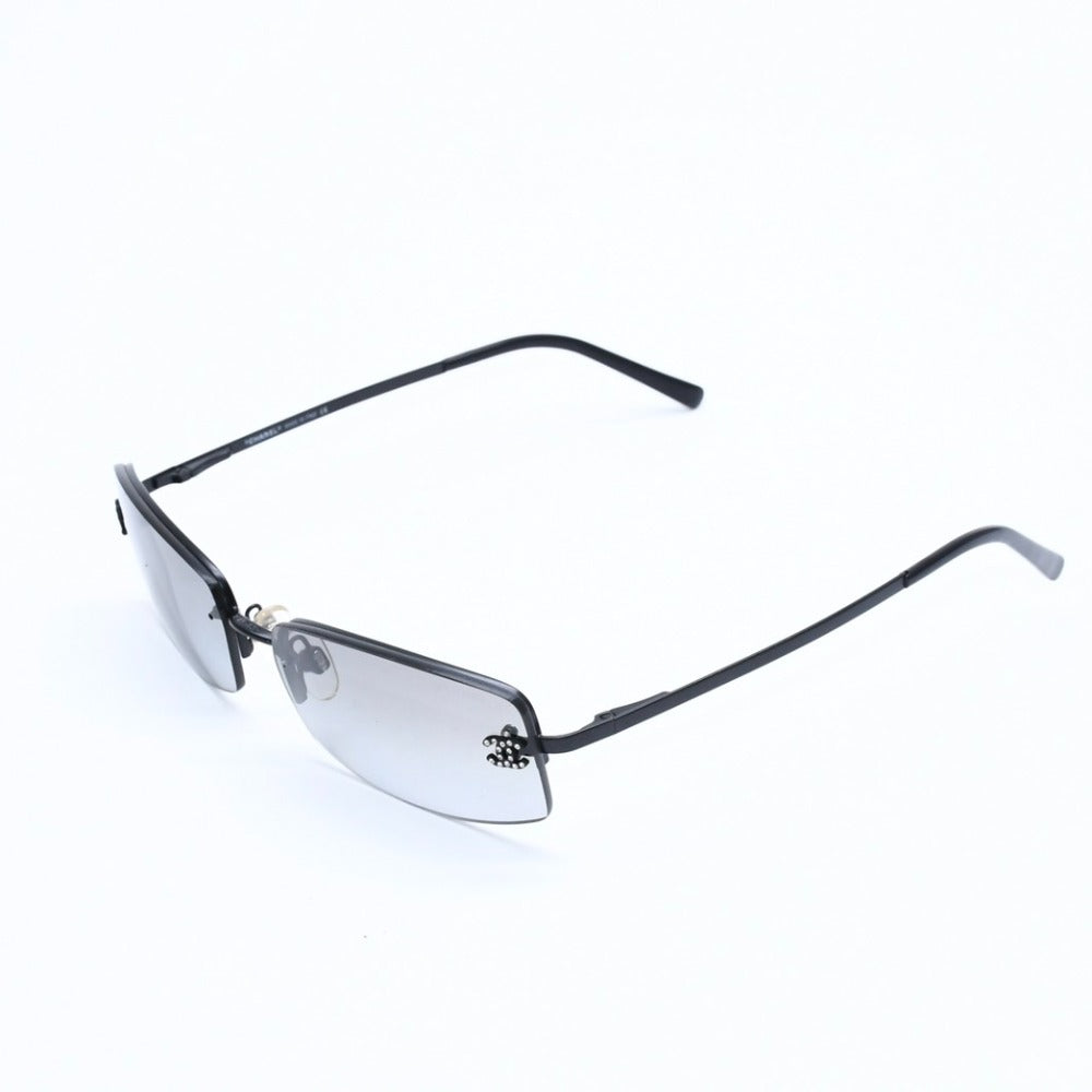 Very good condition CHANEL half rim sunglasses eyewear 4093-B c.170/11 size 56□16 130 here mark rhinestone used 4a008584