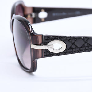 Christian Dior クリスチャンディオール サングラス アイウェア 19KJD サイズ59□15 135 カナージュ ブラウン 美品 中古 4a008446