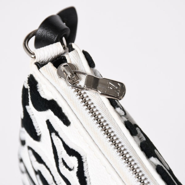 新品同様品 LOUIS VUITTON ルイヴィトン ポシェット アクセソワール アクセサリーポーチ M45565 モノグラム タフタージュ 中古 4a009037