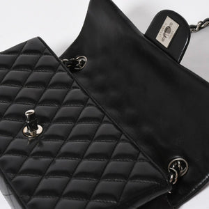 極美品 CHANEL シャネル マトラッセ 25 Sフラップ Sチェーンワンショルダーバッグ 13番台 ココマーク ラムスキン ブラック SV金具 中古 4a008916