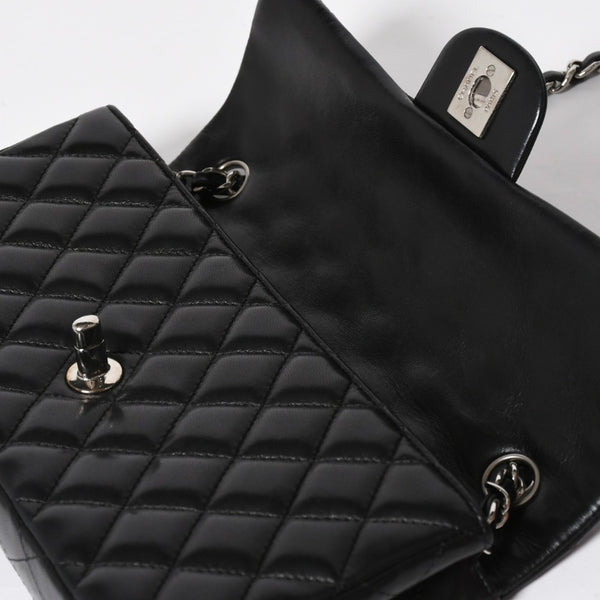 極美品 CHANEL シャネル マトラッセ 25 Sフラップ Sチェーンワンショルダーバッグ 13番台 ココマーク ラムスキン ブラック SV金具 中古 4a008916