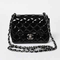 極美品 CHANEL シャネル ミニマトラッセ17 Sフラップ Sチェーンショルダーバッグ 16番台 ココマーク パテント シルバー金具 中古 4a008928