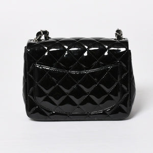 極美品 CHANEL シャネル ミニマトラッセ17 Sフラップ Sチェーンショルダーバッグ 16番台 ココマーク パテント シルバー金具 中古 4a008928