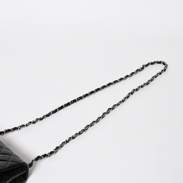 極美品 CHANEL シャネル ミニマトラッセ17 Sフラップ Sチェーンショルダーバッグ 16番台 ココマーク パテント シルバー金具 中古 4a008928