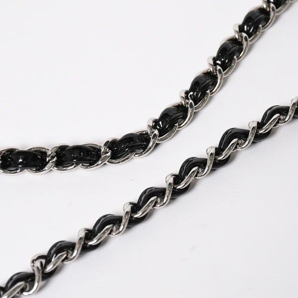 極美品 CHANEL シャネル ミニマトラッセ17 Sフラップ Sチェーンショルダーバッグ 16番台 ココマーク パテント シルバー金具 中古 4a008928