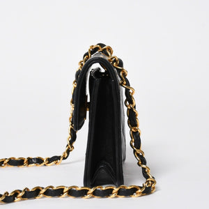 CHANEL シャネル ミニマトラッセ 14cm ショルダーバッグ 1番台 ラムスキン ブラック ゴールド金具 美品 中古 4a008936