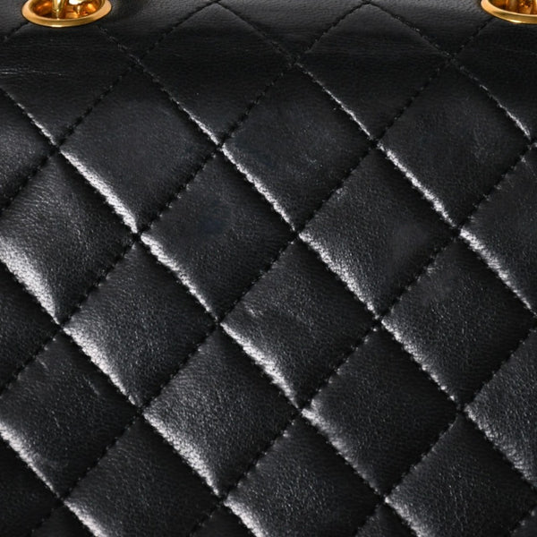 CHANEL シャネル ミニマトラッセ 14cm ショルダーバッグ 1番台 ラムスキン ブラック ゴールド金具 美品 中古 4a008936