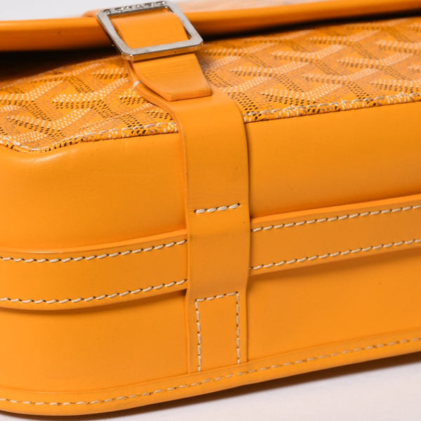 Like new GOYARD Shoulder bag Belvedere MM Herringbone coated canvas Yellow Silver hardware Used 4a009045