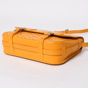 Like new GOYARD Shoulder bag Belvedere MM Herringbone coated canvas Yellow Silver hardware Used 4a009045