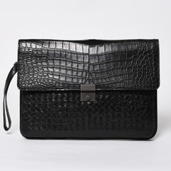 Like new BOTTEGAVENETA Intrecciato clutch bag black matte black hardware leather used 4a008933
