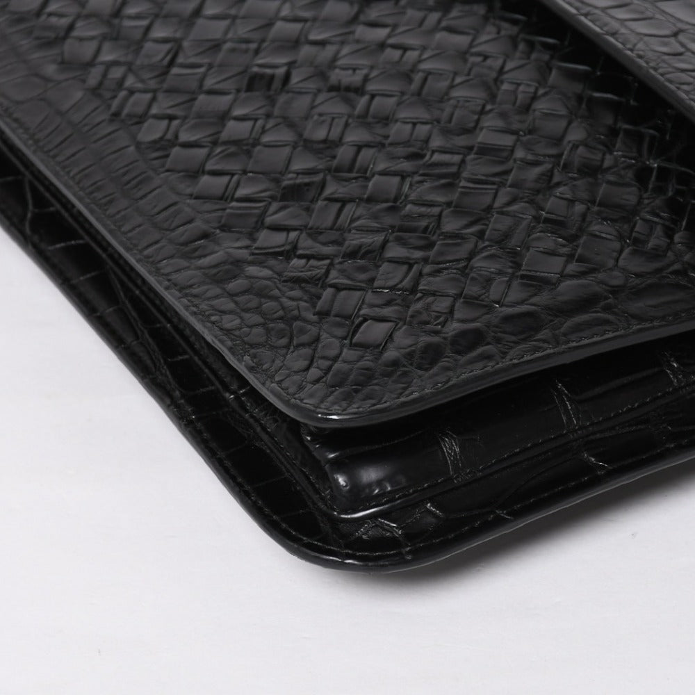 新品同様 BOTTEGAVENETA ボッテガヴェネタ イントレチャート クラッチバッグ ブラック マットブラック金具 レザー 中古 4a008933