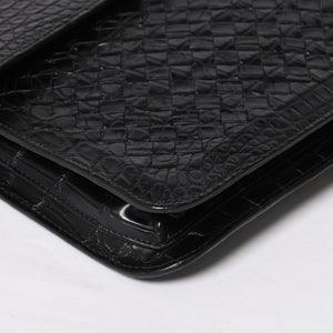 Like new BOTTEGAVENETA Intrecciato clutch bag black matte black hardware leather used 4a008933