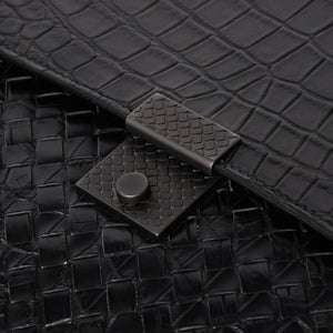 Like new BOTTEGAVENETA Intrecciato clutch bag black matte black hardware leather used 4a008933