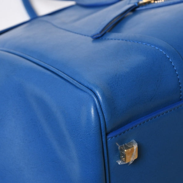 新品同様 CELINE セリーヌ ビッグ スマイルラゲージ ハンドバッグ 123683GW4.07QH カーフスキン ブルー ゴールド金具 中古 4a008760