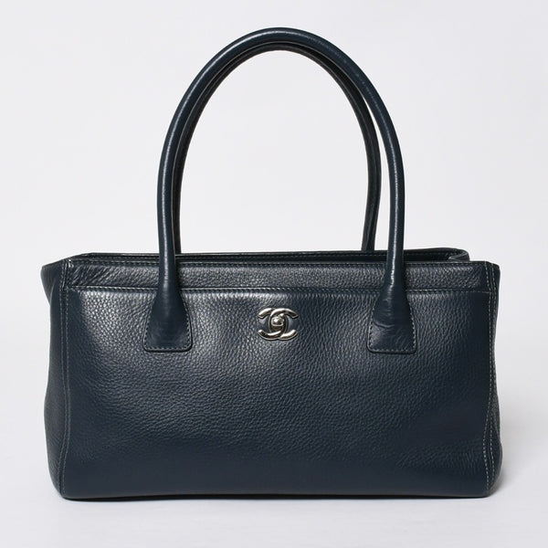 極美品 CHANEL シャネル エグゼクティブ スモール トートバッグ 18番台 ココマーク キャビアスキン ネイビー系 シルバー金具 中古 4a008915