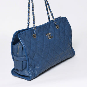 極美品 CHANEL シャネル マトラッセ チェーントートバッグ 15番台 キャビアスキン ブルー シルバー金具 中古 4a008414