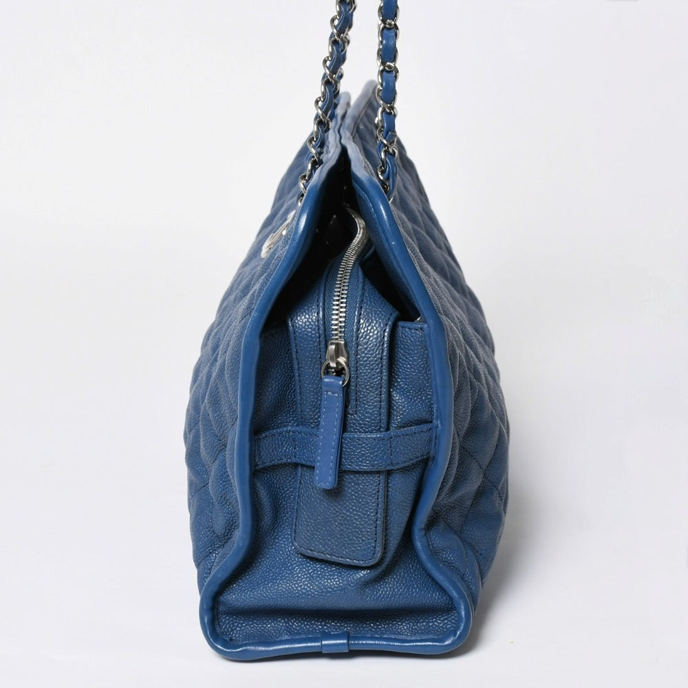 Very good condition CHANEL Chanel Matelasse chain tote bag 15th series caviar skin blue silver metal fittings used 4a008414