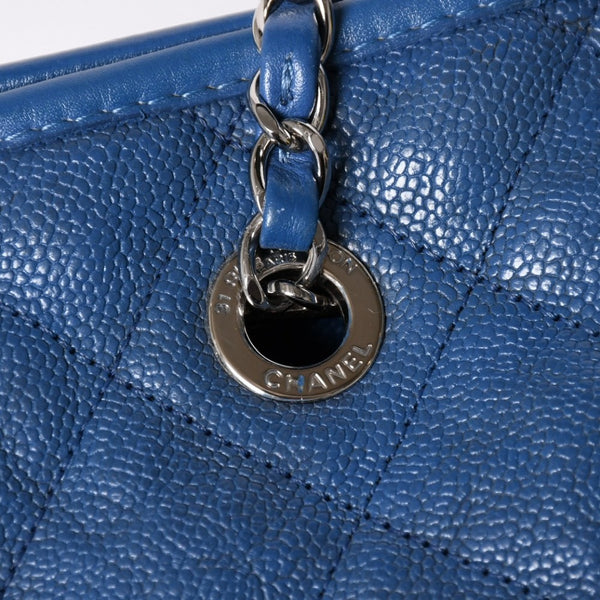 極美品 CHANEL シャネル マトラッセ チェーントートバッグ 15番台 キャビアスキン ブルー シルバー金具 中古 4a008414