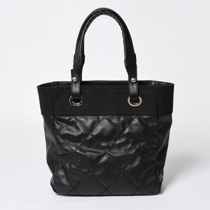 新品同様 希少品 CHANEL シャネル トートバッグ パリビアリッツ イタリア製 コーティングキャンバス レザー 黒 ブラック 11番台 中古 4a008373