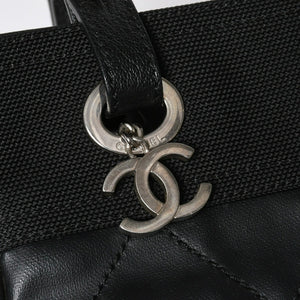 新品同様 希少品 CHANEL シャネル トートバッグ パリビアリッツ イタリア製 コーティングキャンバス レザー 黒 ブラック 11番台 中古 4a008373