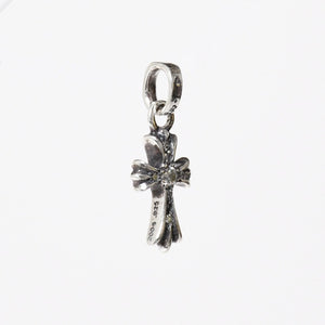 新品未使用 CHROME HEARTS クロムハーツ CHRM CH CRS BBY FAT CHクロス ベイビーファットクロス チャーム 重量1.76g パヴェダイヤ 中古 4a009014