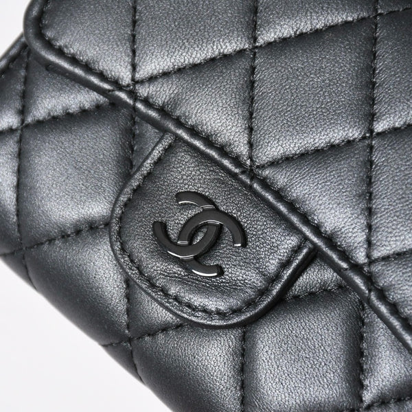 新品同様 CHANEL シャネル クラシック スモール フラップ ウォレット 三つ折り財布 AP0229 ココマーク ソーブラック 中古 4a009066