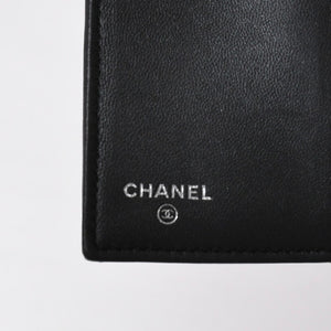 新品同様 CHANEL シャネル クラシック スモール フラップ ウォレット 三つ折り財布 AP0229 ココマーク ソーブラック 中古 4a009066