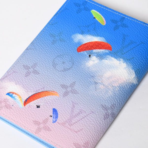 New and unused LOUIS VUITTON Couverture Passport Cover M28807 Monogram Paraglider Used 4a009008