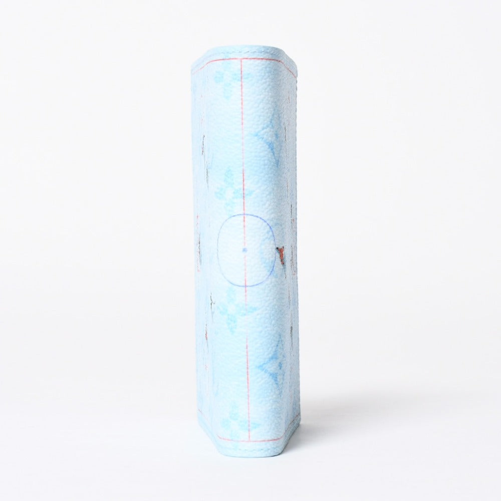 New and unused LOUIS VUITTON Couverture Passport Cover M2B213 Monogram Blue Hockey Used 4a009007