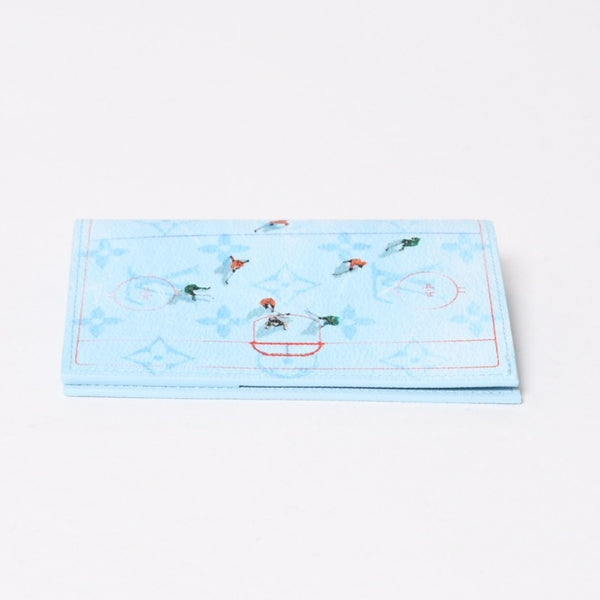 New and unused LOUIS VUITTON Couverture Passport Cover M2B213 Monogram Blue Hockey Used 4a009007
