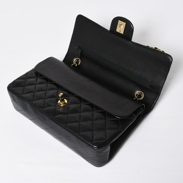 Very Good Condition CHANEL Chanel Matelasse 25 W Flap W Chain Shoulder Bag No. 7 Coco Mark Lambskin Black Gold Hardware Used 4a009108