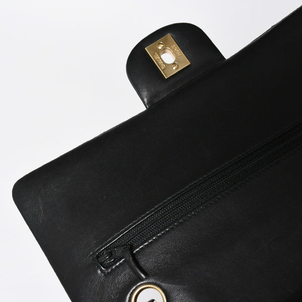 Very Good Condition CHANEL Chanel Matelasse 25 W Flap W Chain Shoulder Bag No. 7 Coco Mark Lambskin Black Gold Hardware Used 4a009108