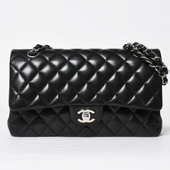 Very Good Condition CHANEL Chanel Matelasse 25 W Flap W Chain Shoulder Bag 24th Series Coco Mark Lambskin Black Silver Hardware Used 4a009111