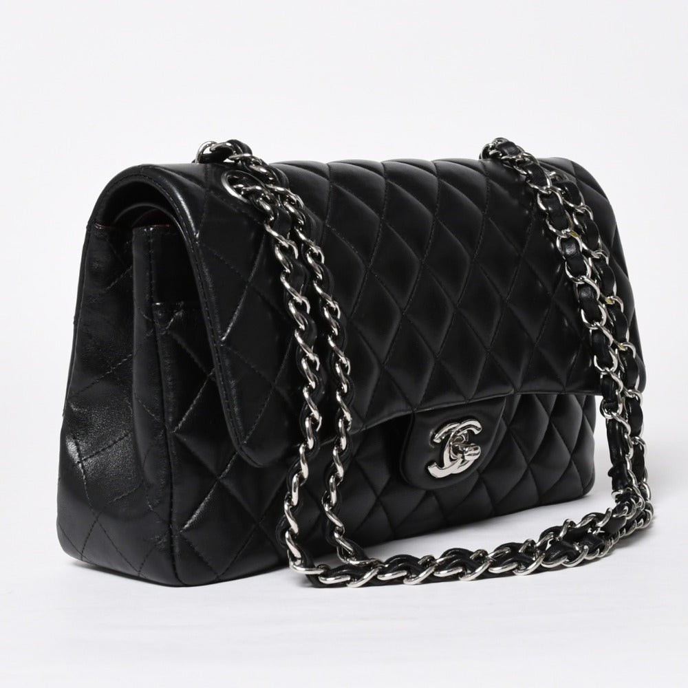 Very Good Condition CHANEL Chanel Matelasse 25 W Flap W Chain Shoulder Bag 24th Series Coco Mark Lambskin Black Silver Hardware Used 4a009111