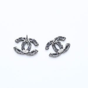 CHANEL Cocomark drop earrings Weight approx. 9.61g 05C engraved GP metal stone for both ears Good condition Used 4a007078