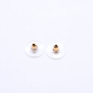CHANEL シャネル ココマーク スタッドピアス 重量約2.85g 05C刻印 樹脂系 メタル GP ホワイト ゴールド 両耳用 美品 中古 4a007080