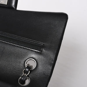 Very Good Condition CHANEL Chanel Matelasse 25 W Flap W Chain Shoulder Bag 24th Series Coco Mark Lambskin Black Silver Hardware Used 4a009111