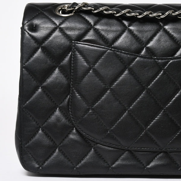 極美品 CHANEL シャネル マトラッセ25 Wフラップ Wチェーンショルダーバッグ 7番台 ココマーク ラムスキン ブラック シルバー金具 中古 4a009112