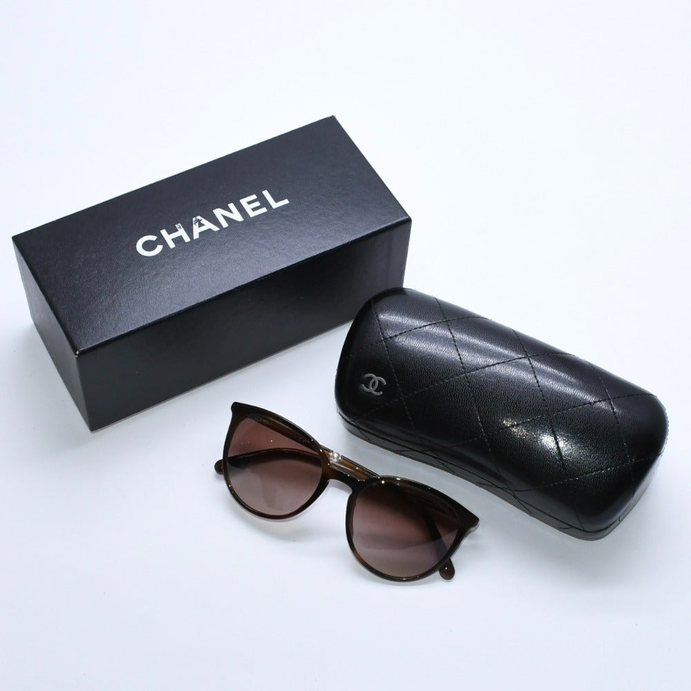 Very Good Condition CHANEL Sunglasses Eyewear 5394-H-A c.1640/S5 Size 53□19 140 Coco Mark Fake Pearl Tortoiseshell Color Used 4a008520