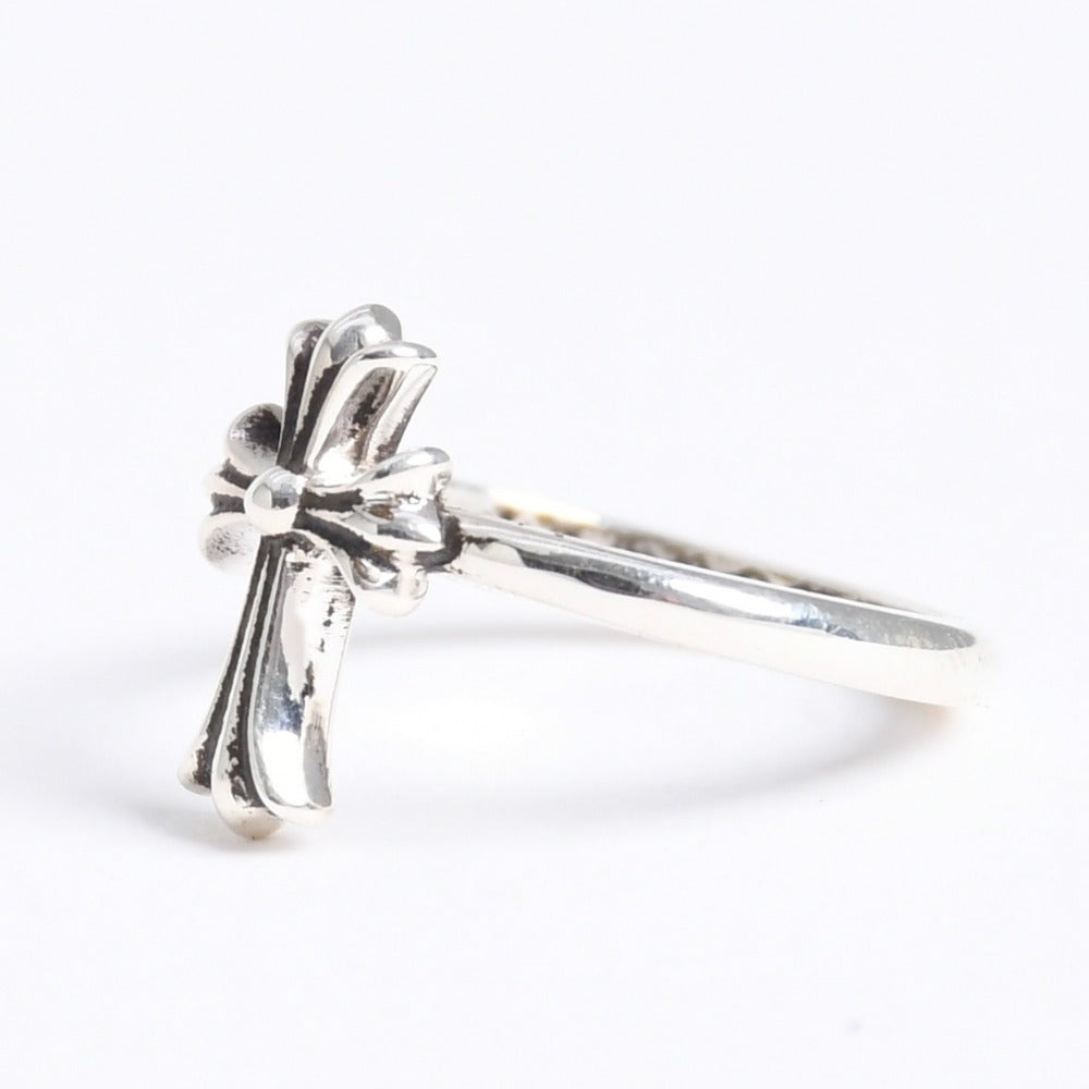 New and unused CHROME HEARTS Bubblegum CH Cross Ring Silver 925 1.6g Size 2 Used 4a009015